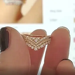 迪拜珠宝925银密镶钻石CZ曲线带婚礼订婚可堆叠戒指套装金