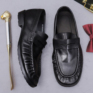 Mocasines retro de cuero para hombre, estilo nostálgico, sin cordones, de tacón bajo, de cuero vaquero lavado, ligeros. - Product Image 5