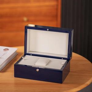Elegante Scatola per <span class=keywords><strong>Orologi</strong></span> in Legno Blu Navy Lucido, Contenitore di Lusso Rettangolare Resistente agli Urti, Design Premium Adatto a Tutti gli <span class=keywords><strong>Orologi</strong></span> - Product Image 5