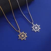 Collier Pendentif Nœud de Sorcière Spirale Viking en Acier Inoxydable Doré, Triskelion Nordique, Bijou Bohème Tendance pour Femme, Idéal pour le Quotidien