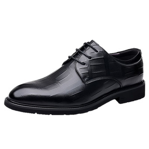 Zapatos de Vestir de Cuero para Hombre de Alta Calidad, Zapatos Formales Masculinos, Zapatos Casuales de Negocios con Punta en Pico, Zapatos de Diseñador de Lujo para Fiesta - Product Image 1