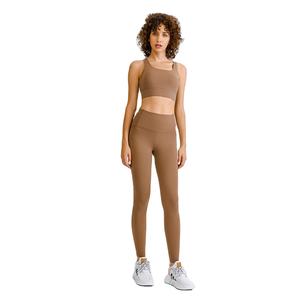 Soutien-gorge de sport à col haut pour femmes à la mode Yoga Fitness débardeur extensible dans les quatre sens respirant Spandex/Nylon personnalisé - Product Image 3