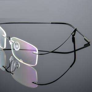 <span class=keywords><strong>Montures</strong></span> <span class=keywords><strong>de</strong></span> <span class=keywords><strong>Lunettes</strong></span> <span class=keywords><strong>de</strong></span> Vue Optiques Sans Monture en Métal Ultraléger en Alliage <span class=keywords><strong>de</strong></span> Titane Tendance pour Femmes et Hommes - Product Image 3