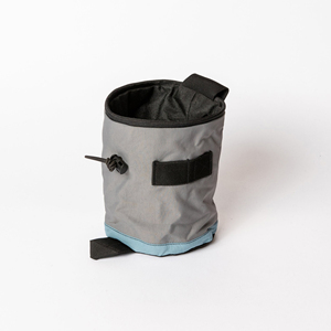 Sac à craie de gym de nouvelle conception, écologique, en tissu réutilisé, sac d'escalade, sac à craie de bouldering durable - Product Image 1