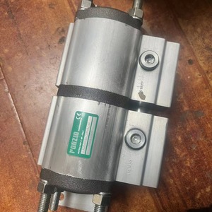 Motor Hidráulico Ronzio FDRA020172WVR160, Tipo Pistón, Motor Sincrónico Axial - Product Image 1