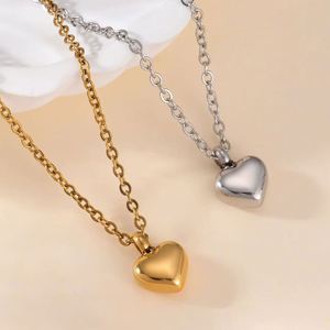 Collar con Medallón de Corazón Mini Personalizado, Difusor de Aceite de Aromaterapia de Acero Inoxidable, Joyería <span class=keywords><strong>para</strong></span> Parejas - Product Image 2