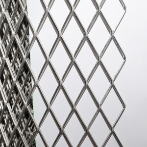 Diamond Aluminum <strong>Sheet</strong> <strong>Expanded</strong> Metal <strong>Wire</strong> <strong>Mesh</strong> Diamond Perforated <strong>Sheet</strong> Galvanized <strong>Expanded</strong> Metal <strong>Mesh</strong> - Product Image 1