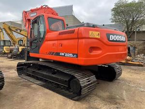 รถขุดไฮดรอลิกมือสองจากเกาหลีแท้ ยี่ห้อ DOOSAN รุ่น DX225LC DX225 225LC น้ำหนัก 20 ตัน 22 ตัน 23 ตัน รถขุดตีนตะขาบมือสอง ยี่ห้อ Daewoo - Product Image 2