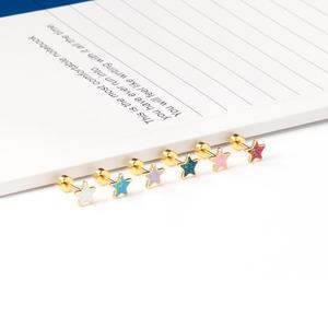 Boucles d'oreilles tendance en acier inoxydable, clous d'oreilles en émail coloré avec diamants, bijoux de piercing pour femmes, vente en gros - Product Image 4