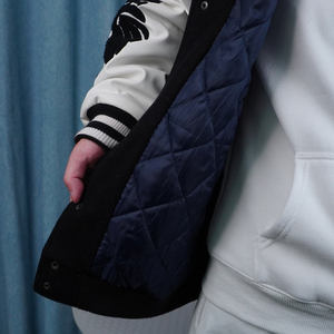 Vestes universitaires OEM personnalisées pour l'hiver Lettermen en vrac Vintage Unisex University Pop Chenille Patches Logo Embroid Varsity Jackets - Product Image 5