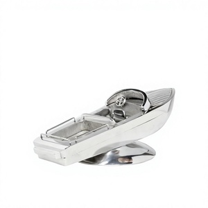 Modèle de bateau rapide en métal moulé sous pression, objet décoratif de bureau, cadeau promotionnel original, sculpture de bateau polie pour la décoration - Product Image 1