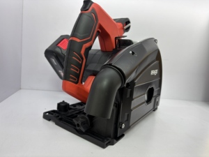 Para sierras de riel sin escobillas DC y sierras circulares eléctricas modelo CS204. Productos competitivos de Makita. - Product Image 2