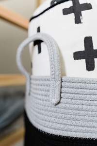 ตะกร้าผ้าห่มสีเทาและสีขาวสำหรับห้องนั่งเล่น ตะกร้าสานขนาดใหญ่สำหรับเก็บของ ตะกร้าเชือกฝ้ายมีหูหิ้ว - Product Image 5