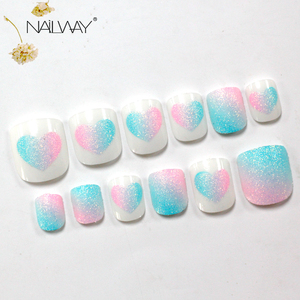 <span class=keywords><strong>Uñas</strong></span> Postizas <span class=keywords><strong>de</strong></span> Alta Calidad para Niñas, <span class=keywords><strong>Blancas</strong></span>, Cortas, Listas para Usar, con Lindos Corazones Brillantes - Product Image 1