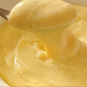 ครีมวานิลลาเนื้อครีมอร่อย บรรจุกล่อง 1 กก. สำหรับขนมอบ ของหวาน ทาร์ต พัฟ ราคาโรงงาน <span class=keywords><strong>ขายส่ง</strong></span> - Product Image 1