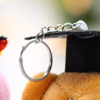 Porte-clés en peluche ours en peluche mini chapeau de docteur mignon et doux de 14 cm, animaux en peluche pour porte-clés, cadeau de la Saint-Valentin