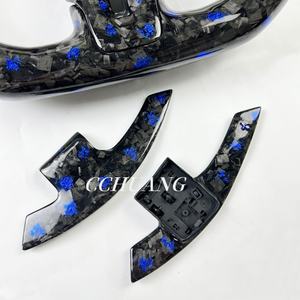 Volant personnalisé en fibre de carbone forgée bleue pour <span class=keywords><strong>Ford</strong></span> <span class=keywords><strong>Mustang</strong></span> S550 <span class=keywords><strong>GT</strong></span> en 2015 2016 2017 2018 2019 2020 2021 2022 - Product Image 4