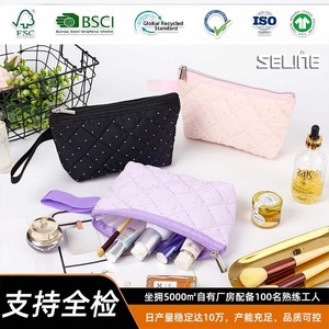 <b>Makeup</b> Bag Black Quilted Design Dustproof Multipurpose Storage Cosmetic <b>Case</b> for Bedroom Desktop Organization - Product Image 2