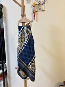 Cintre en papier robuste et écologique multi-formes pour foulards, à prix compétitif, vente directe fabricant, idéal pour la salle de bain - Product Image 3