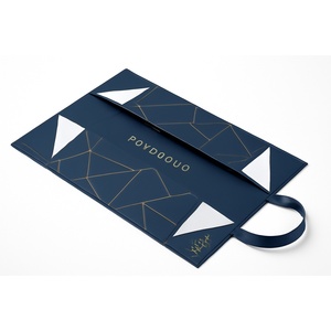 Biểu Tượng Tùy Chỉnh Gấp Quần Áo Từ Hộp Quà Tặng Có Thể Tái Chế Cứng Nam Châm Cứng Cứng Nhắc Bao Bì Các Tông Hộp - Product Image 2