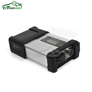 Lector de Códigos de Diagnóstico MB SD C4 Connect Plus Compact de 5 Estrellas con Función USB para -Benz SPRINTER VAN/R-Class/S-Class 24 Meses - Product Image 6