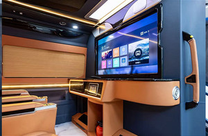 ซัพพลายเออร์ตกแต่งภายในรถยนต์เมอร์เซเดส สปรินเตอร์ รุ่น Luxury Captain Seat พร้อมระบบปรับไฟฟ้าเพื่อความสะดวกสบายของผู้โดยสาร ผลิตภัณฑ์ขายส่ง - Product Image 5