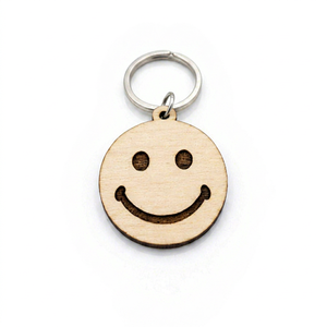 Porte-clés en bois personnalisé OEM ODM, gravure laser, découpe, impression, visage souriant, matériau naturel, cadeau souvenir - Product Image 1