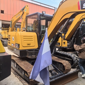 Mini-excavatrice Sany SY60C <span class=keywords><strong>Pro</strong></span> d'occasion, 6 tonnes, en excellent état, avec moteur, pompe et roulement - Product Image 4