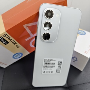 กล้องสมาร์ทโฟน Spark 40 Pro + เกมประสิทธิภาพสูง16GB + 1TB 5g ของแท้จากทั่วโลก - Product Image 1