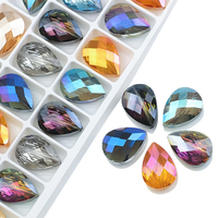 Zhubi 13X18MM plaqué goutte plate pendentif perles de verre plusieurs couleurs perles de larme de cristal à facettes pour la fabrication de bijoux