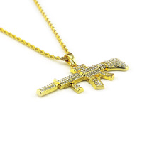 CJH Hip Hop Creative Accessoires Hommes Diamant clouté AK47 Mitraillette En Forme De Pendentif Collier Pendentif