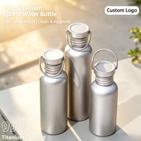 Bouteille d'eau sportive en titane pur, anti-fuite à 360°, portable, pour le camping en plein air, avec anneau de transport, logo personnalisé