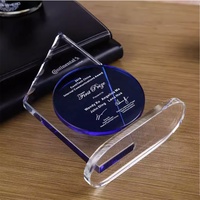 Trophée en verre optique transparent en gros, plaque en cristal bleu, trophée fait main, souvenir d'amour, récompense, cadeau gravé avec le LOGO de l'entreprise