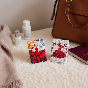 Specchietto da borsetta Red Clad Dancer 8,6x6,2 cm Specchietto compatto per il trucco Accessorio da viaggio per donna - Product Image 3