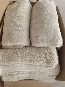 Premium <strong>Curly</strong> Shearling Sheepskin <strong>Fur</strong> Lining Custom Color <strong>Curly</strong> <strong>Lamb</strong> Skin for Jacket Boot Hat Accessory - Product Image 5