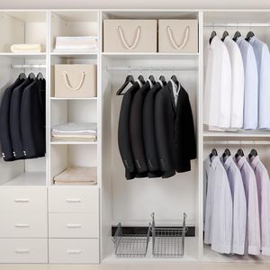 Prix d'usine Lot de 30 pantalons de manteau Cintres en bois noir pour le haut et le bas - Product Image 3