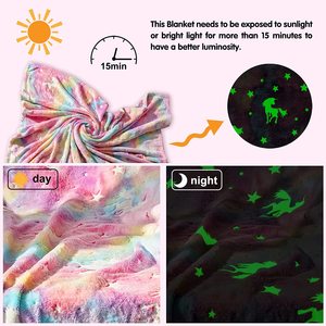 Manta que brilla en la oscuridad, juego de almohada de viaje, unicornio luminoso, suave y acogedora, franela de felpa, manta de forro polar, conjunto de regalos de cumpleaños - Product Image 4