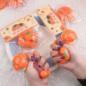Juguete Antiestrés de Goma Suave con Forma de Fruta (Durazno) para Niños, Bola de Descompresión, Juguete para Apretar y Aliviar el Estrés - Product Image 5