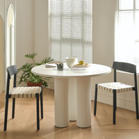 Tables à manger ovales modernes 130x75cm, style nordique, plateau en résine, pieds en fibre de verre, pour la maison, l'hôtel, le restaurant, l'appartement, la villa