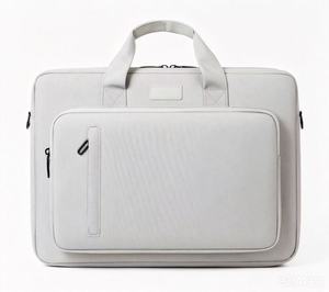 Elegante Bolso de Hombro Casual de Poliéster Ligero de Varios Tamaños (16/17 Pulgadas), Resistente a Salpicaduras, para Portátil y Tablet - Product Image 2
