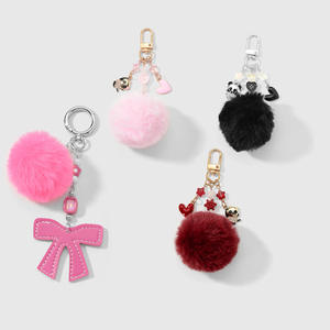 AM Automne et Hiver Ins Personnalité Mode <span class=keywords><strong>Mohair</strong></span> Goutte Huile Coeur Cristal Panda Cuir Arc Porte-clés Sac Ornement Suspendu - Product Image 3