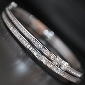 Xinfly 2023 Luxury Jewelry Brand 18k Solid Gold Woman Bling Real Diamond Tennis Bow <b>Bangle</b> <b>Bracelet</b> - Product Image 2
