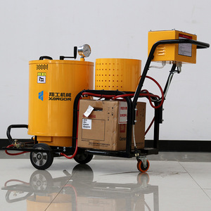 Xangon <b>Road</b> Sealing <b>Machine</b> 60L Portable Asphalt Filling Equipment Compact Design For <b>Road</b> Maintenance - Product Image 1