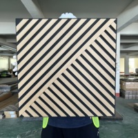 Dernier design, fabriqué en usine, panneau acoustique décoratif en MDF de forme spéciale pour centre commercial, absorption acoustique