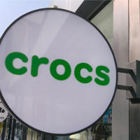 Boîtes lumineuses circulaires double face personnalisables cadre en aluminium pour restaurants cafés centres commerciaux magasins de marque immeubles de bureaux