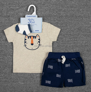 Tedmimak In Grossetto Set <span class=keywords><strong>3</strong></span> Pezzi Abbigliamento <span class=keywords><strong>Neonato</strong></span>: Fascia per Capelli, Maglietta e Pantaloncini, Misure Miste per Bambina, da 6-12 <span class=keywords><strong>Mesi</strong></span> - Product Image 4