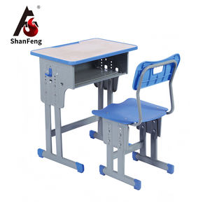 Ensemble bureau et chaise d'étudiant au design moderne, plastique stable et métal pour la maison ou l'école. - Product Image 1