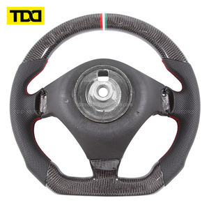 Volante de Fibra de Carbono Real TDD Compatible con Maserati GT, Modificación con Base Plana - Product Image 5