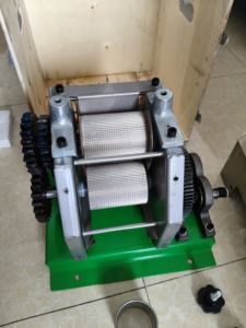 Mini Extractor de Jugo de Caña de Azúcar con Motor, Acero Inoxidable 304, Fácil de Operar - Product Image 2