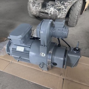 Moteur de rotation 5,5 kW neuf avec garantie d'un an pour grue à tour MCR225A, marque ZCJJ - Product Image 6